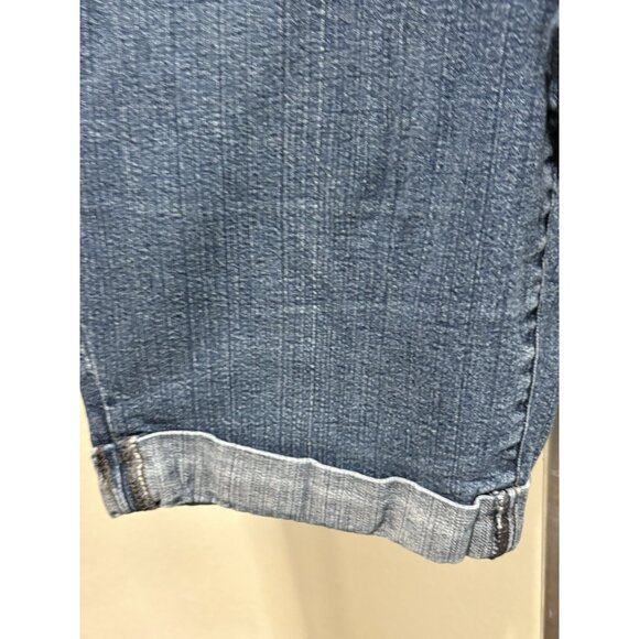 St Johns Bay Women Size 10 Jean Shorts 30X10 Denim Stretch - Picture 5 of 10